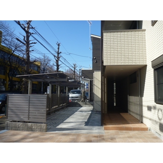 Ｃｈａｒｍｅ3階 外観