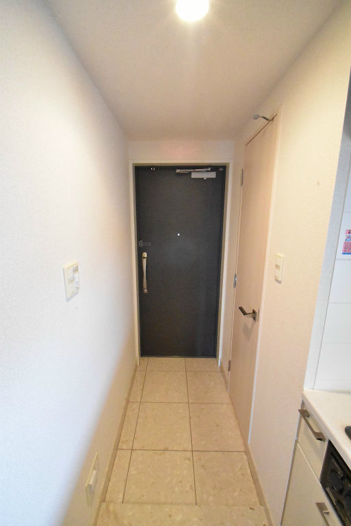 レジディア日本橋馬喰町 玄関