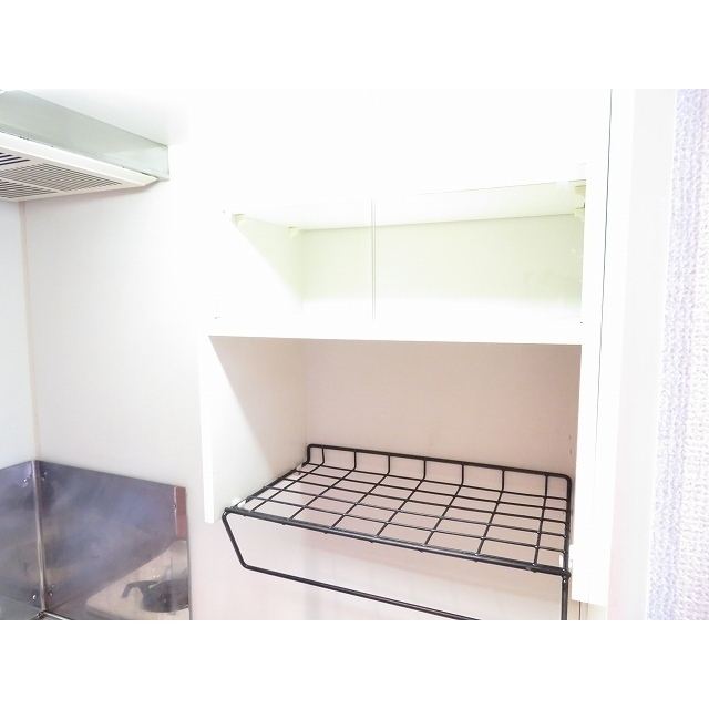 プロムナード中浦和0106号室 上部収納棚