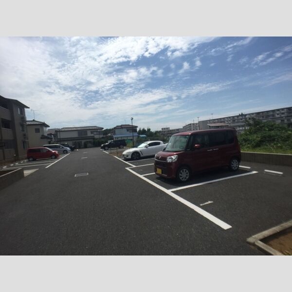 レジデンス・デュオ 駐車場