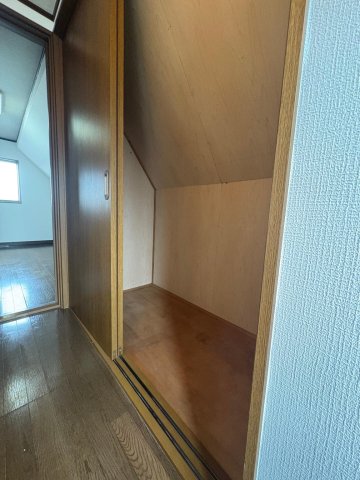 アルストロメリア 随所に収納スペースがあり収納に困りません。