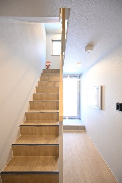 リタ王子神谷4階 エントランス