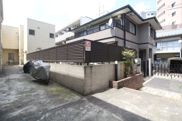 セレ板橋本町2階 エントランス