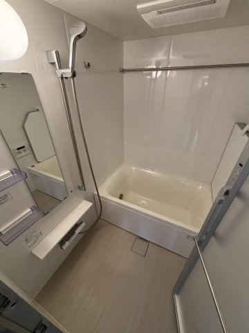 アールリエット武蔵境クラフト105号室 お風呂