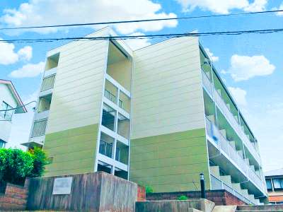 レオパレスピュアの外観画像