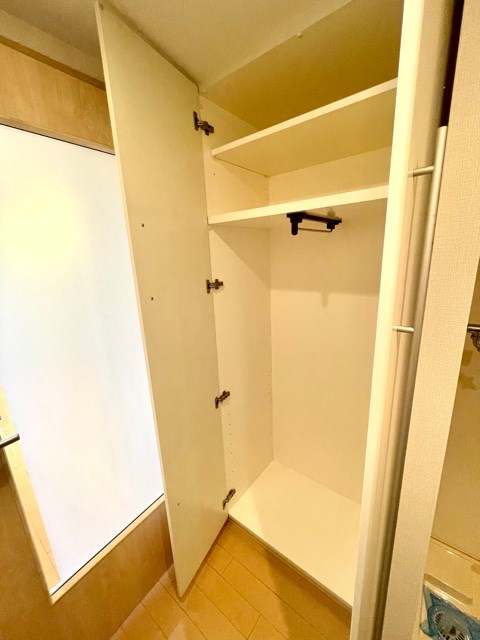 レジディア三軒茶屋4階 収納