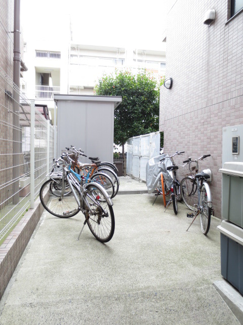 ＴＡＫＡＨＡＳＨＩ　ＭＡＮＳＩＯＮⅡ0401号室 駐輪場