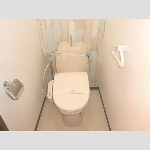 ハビテーションWADAⅡ205号室 温水洗浄暖房便座