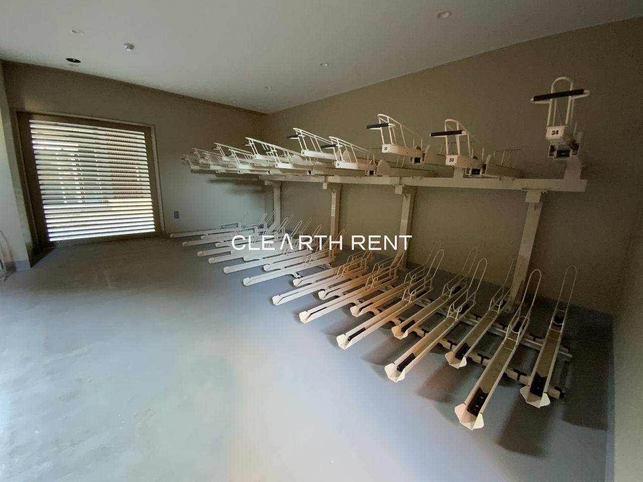 コンシェリア白金台 ＜ＴＯＫＹＯ ＰＬＡＴＩＮＵＭ＞9階 屋根付き駐輪場