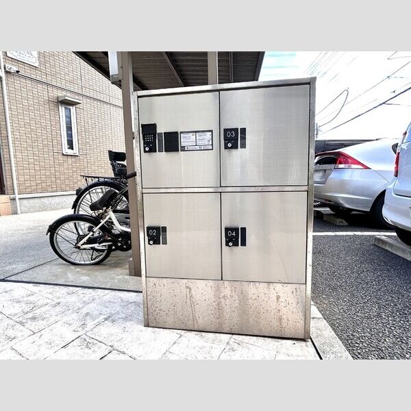 アルコバレーノ103号室 宅配ボックス