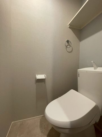 FAIR東向島201号室 トイレ