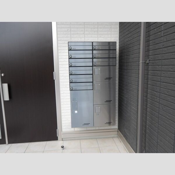 D-ZEST 宅配ボックス付きポスト