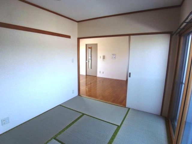 サニーヴェイル弘明寺6階 部屋その他