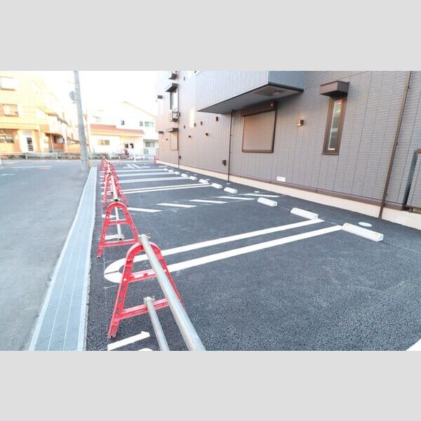 リベルテ 駐車場