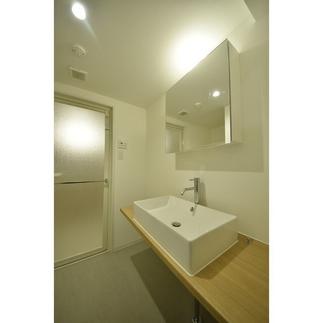 グランパセオ代々木上原0106号室 内観