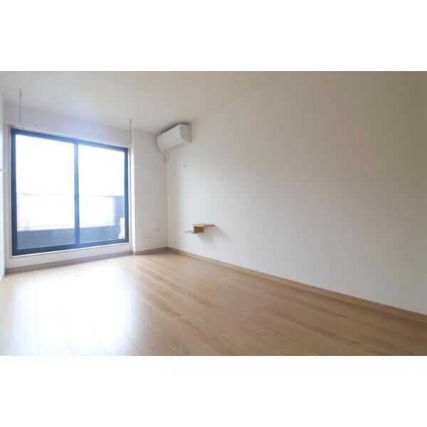 パルトネール岸谷 リビング