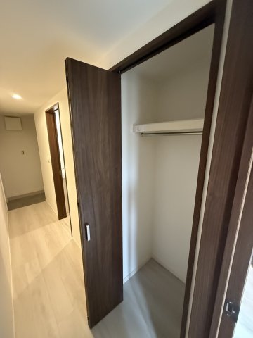 ベイルームアーバン海老名104号室 収納