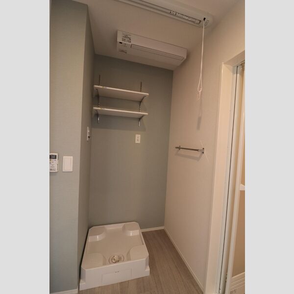 ルミナスコート201号室 室内洗濯機置き場