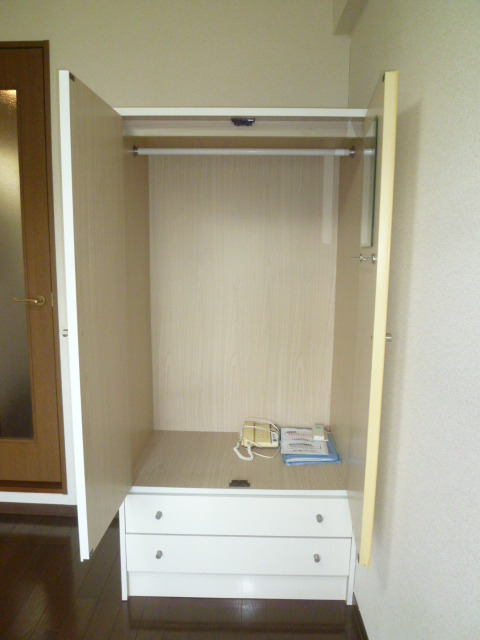 Ｂｉｇ　Ｔｈｒｏｕｇｈ0303号室 収納