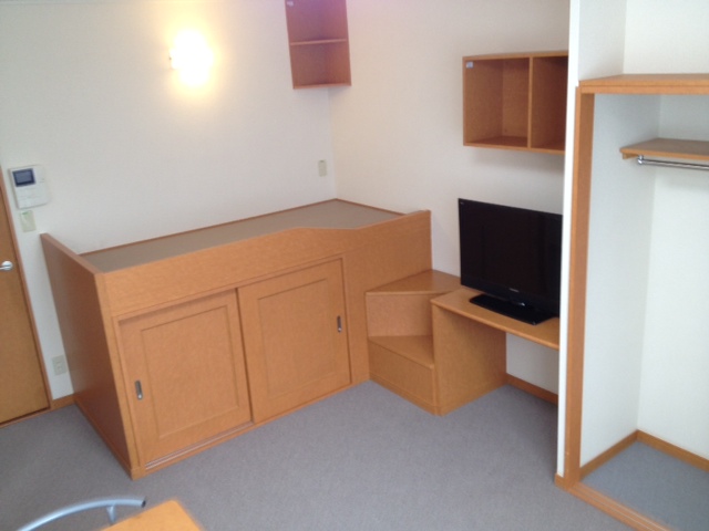 レオパレスＬＥ　ＣＩＥＬ 収納充実でお部屋広々♪