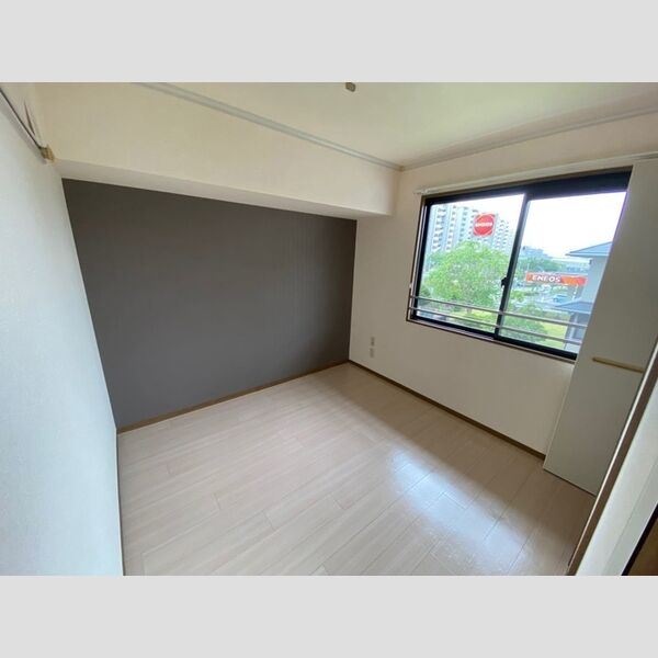 サンカーズ201号室 北側洋室