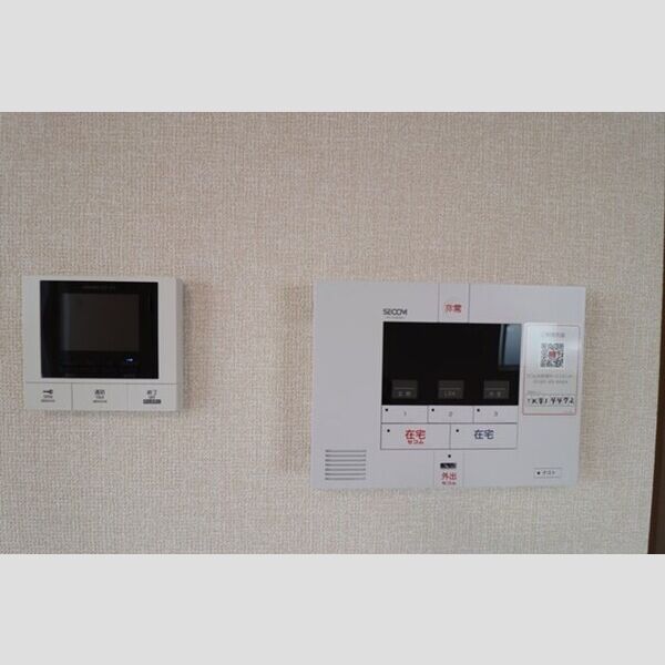 Ferro　Pino306号室 モニター付きインターフォン・セコムセキュリティー