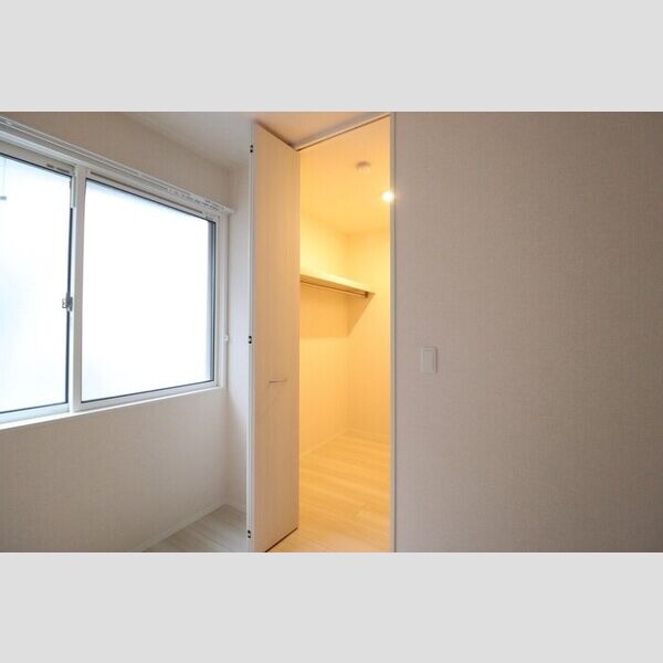 フォレストおおたか　Ⅱ ウォークインクローゼット