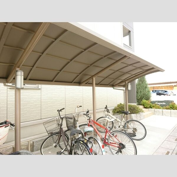 エスポワール101号室 駐輪場