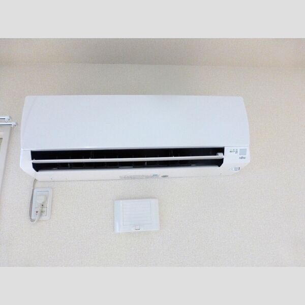 ビスクレッド エアコン