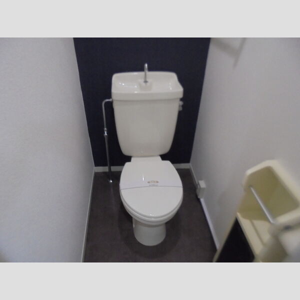 ドルフ北烏山　C C202号室　トイレ