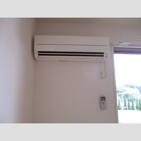 ソレアード103号室 エアコン
