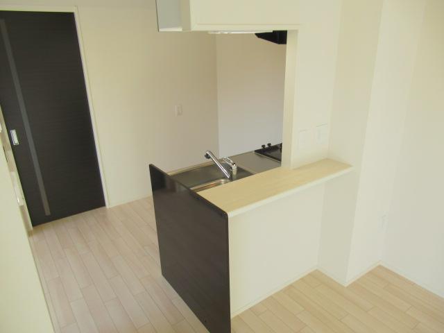 イーストガーデン カウンターキッチン