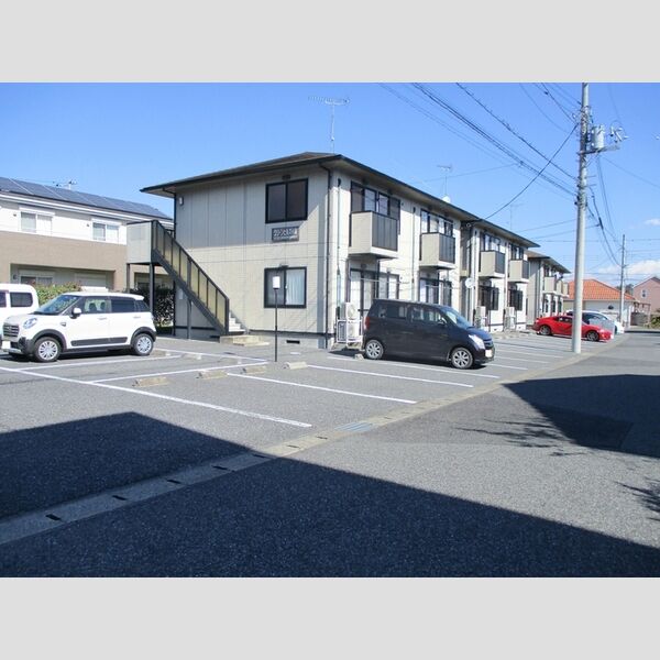 グリーンヒルズ　I棟 駐車場