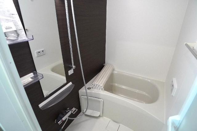 ＲＥＥＮＡ（リーナ）102号室 ユニットバス