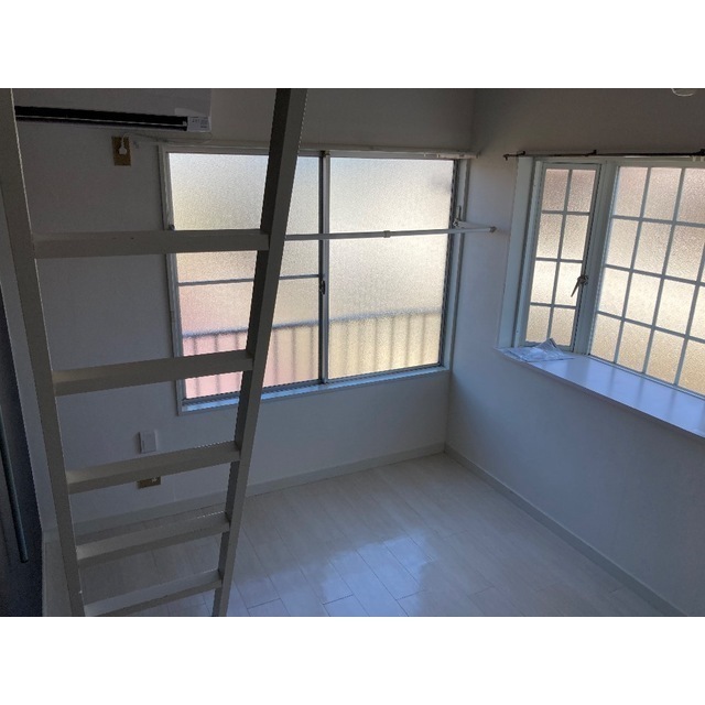 プラザ・ドゥ・シュバリエ201号室 リビング