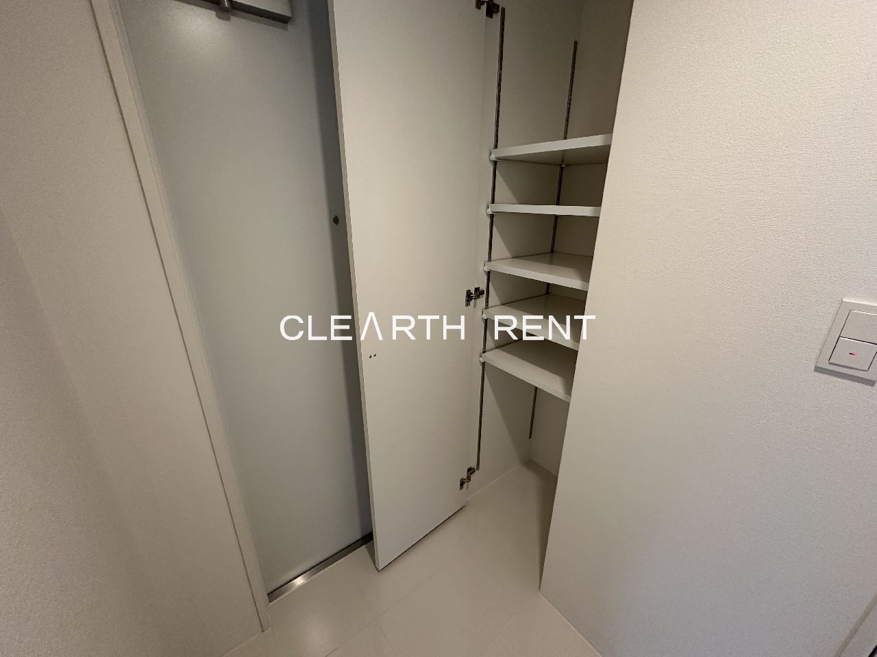 ＧＲＡＮ ＰＡＳＥＯ 池尻大橋101号室 玄関