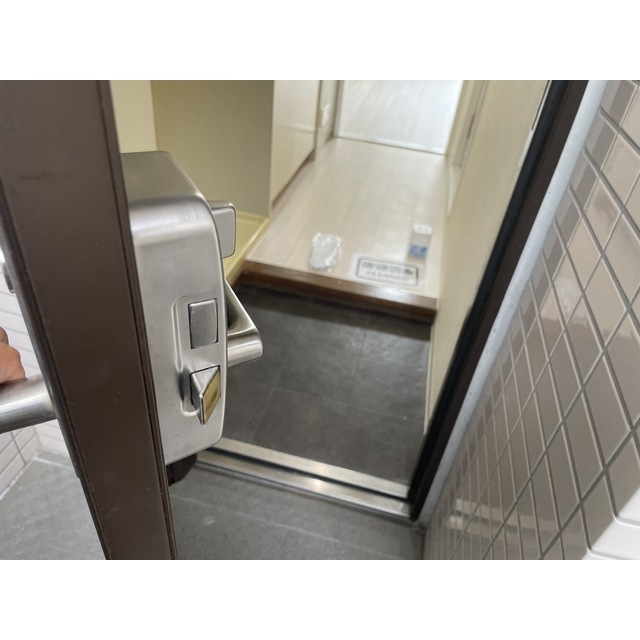 ロイヤルコート大岡山103号室 玄関