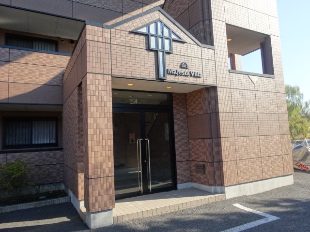 Ｍａｊｅｓｔａ　Ｖｉｌｌａ（マジェスタヴィラ） 外観写真（昼）