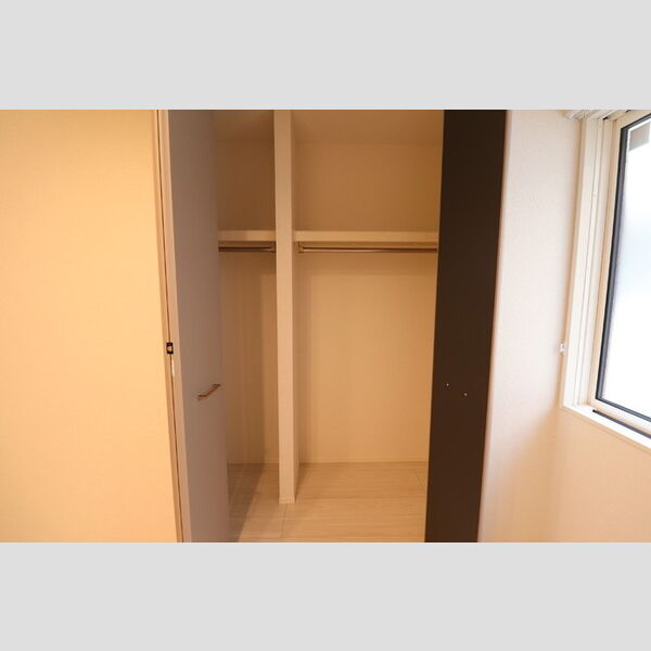 トリシア・コトブキ201号室 収納