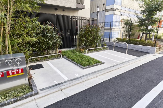 プラウドフラット本郷三丁目1002号室 駐車場
