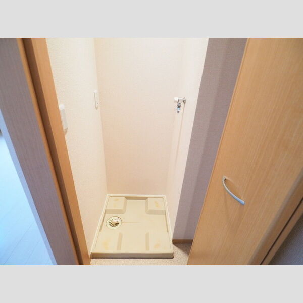 フラットFK101号室 室内洗濯機置き場