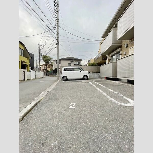 ソル・セレッソⅡ 駐車場2