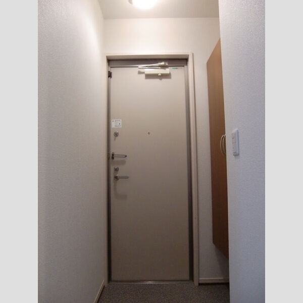 コンフォール　ヴァンテ　A棟　A102号室 同建物別部屋の参考画像