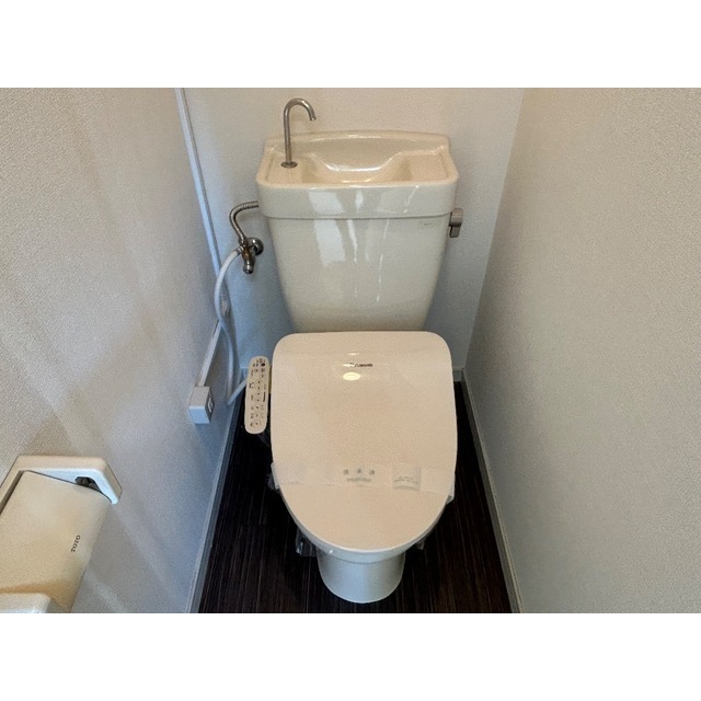 只見ハイツ303号室 内観