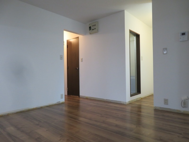 クレスト藤沢参番館1階 ＊別号室の写真となります。