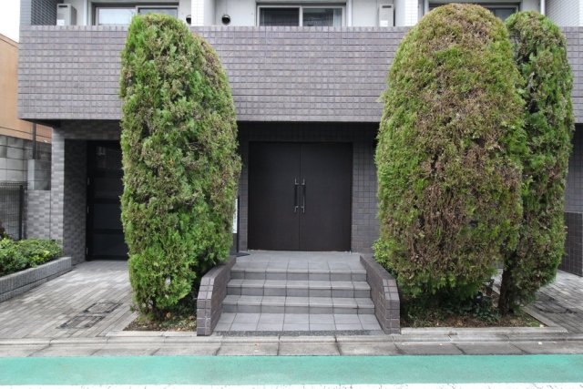 トーシンフェニックス牛込神楽坂1階 エントランス