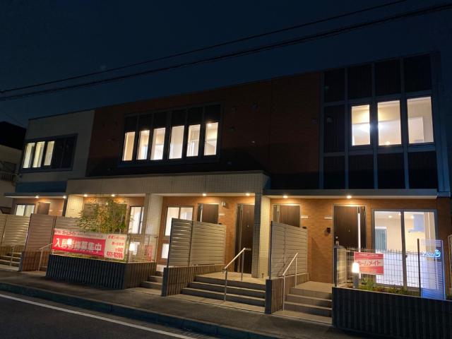 fiore 外観写真（夜）