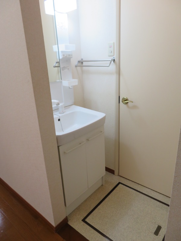 COMHOUSEⅡ ＊別号室の写真となります。