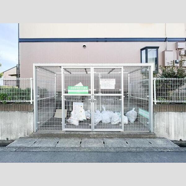 ラ・フランセ　弐番館 周辺