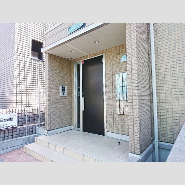 Tip Top Masuko102号室 エントランス